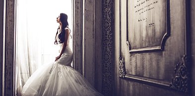 Jak wybrać sukienki ślubne, które łączą elegancję, wygodę i ponadczasowy styl?