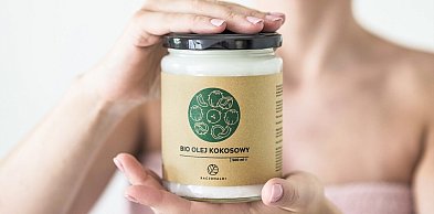 Olej kokosowy nierafinowany – czym różni się od mocno przetworzonych olejów?